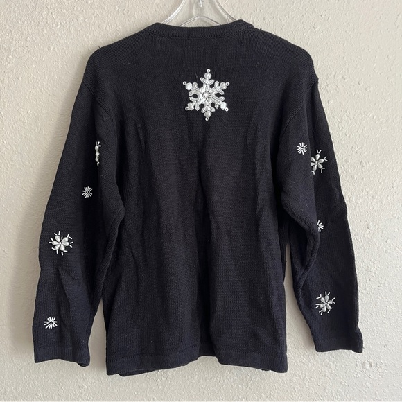 Bobbie Brooks snowflake button down sweater - Picture 2 of 7